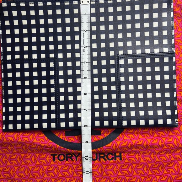 NEW Tory Burch Royal Navy Block T  Medium Travel Pouch - Picture 11 of 11